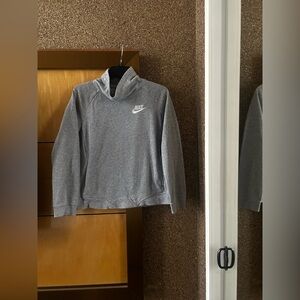 Nike Sportswear Essential Funnel-Neck Fleece Pullover Hoodie Heather Grey Girls